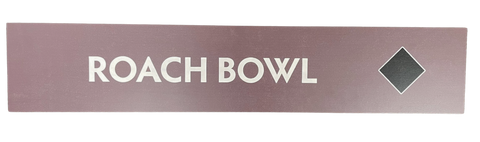 Wooden trail sign with the text, 'Roach Bowl' and a black diamond icon